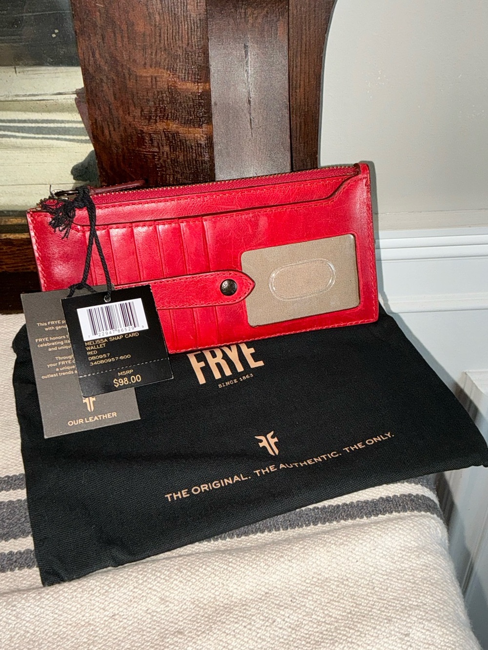 NWT Frye Melissa Leather Snap Card Wallet Red Retail $98 - Picture 3 of 13